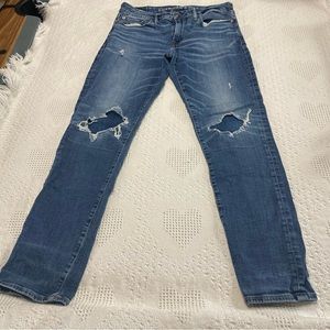 American Eagle Distressed Jeans with Patches (32x32)